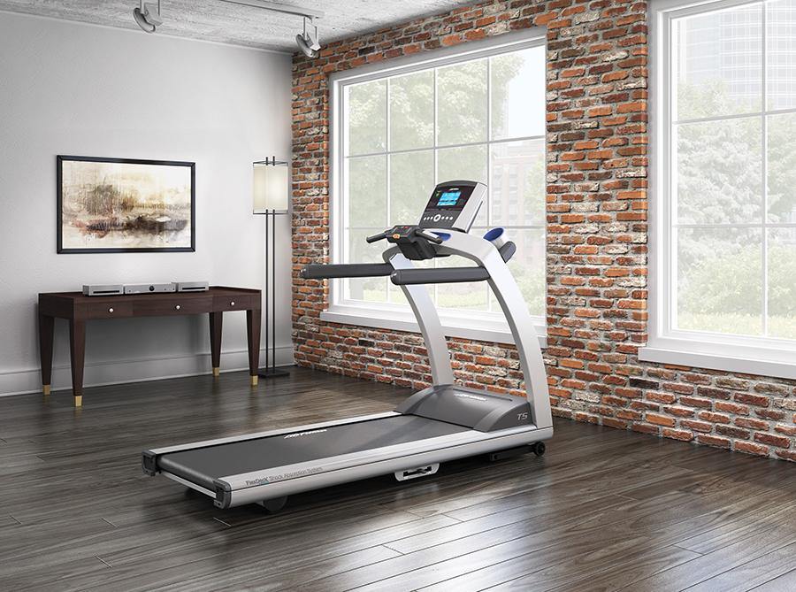 Life Fitness T5 Treadmill with Go Console